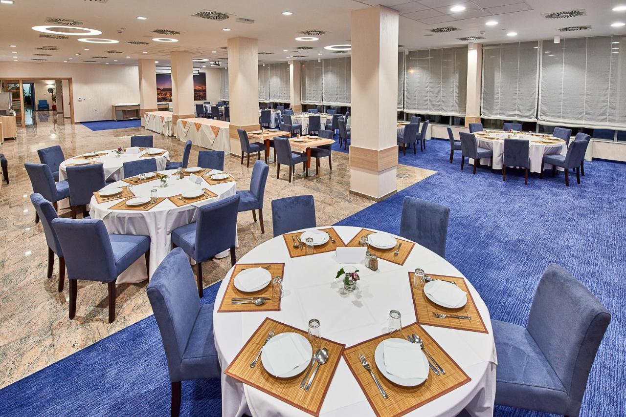 Hotel Europa Karlovac Buitenkant foto